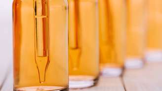 A ação se baseou em dois principais fatores: a fabricação por empresas sem qualquer registro ou autorização na Anvisa e a ausência total de aprovação para a comercialização dos produtos – depositphotos.com / EdZbarzhyvetsky