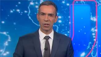 César Tralli na bancada do JN