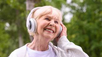 Recentemente, o estudo da Universidade de Jyväskylä, na Finlândia, confirmou a importância das músicas na nossa adolescência; entenda