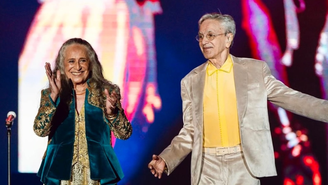 Maria Bethânia e Caetano Veloso são indicados ao Grammy 2026