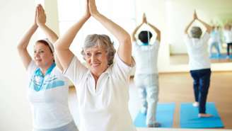 Entre os cuidados mais recomendados está a prática regular de atividade física – depositphotos.com / pressmaster