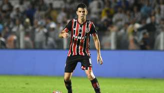 Oscar durante jogo do São Paulo