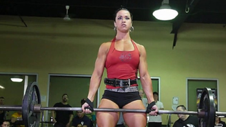 FIsiculturista Hayley McNeff morreu aos 37 anos