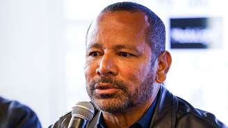 Empresa de Neymar pai compra marca de Pelé