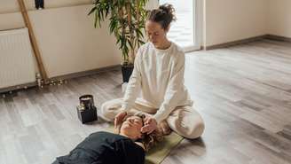 Descanso energético: entenda como Reiki, pausas conscientes e diferentes tipos de descanso equilibram corpo, mente e espírito 