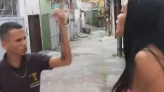 Vídeo: Homem ameaça mulher com faca ao vivo no SBT