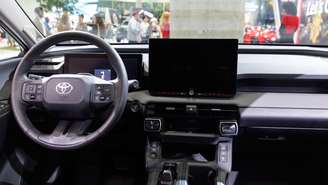 Toyota lança primeiro elétrico de luxo no Brasil