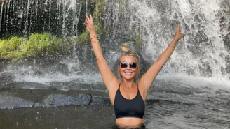  Amie Barnes sofria com fortes dores na coluna