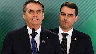 Jair e Flávio Bolsonaro