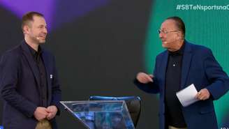 Galvão apresenta o sorteio da Copa do Mundo 2026 ao lado de Tiago Leifert