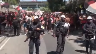 AeroFla tem confusão e bombas de gás no embarque do Flamengo para o Catar