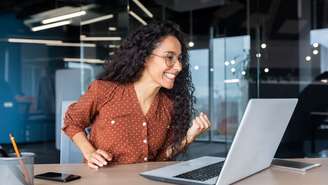 Descubra como seu mapa astral revela sua missão profissional. Veja quais pontos indicam talentos, desafios e o caminho para sua carreira.