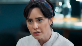 Três Graças: Samira tira a máscara e humilha Joélly