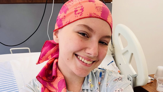 Isabel Veloso, internada desde 27 de novembro para tratar o excesso de magnésio no sangue, também desenvolveu pneumonia nos últimos dias