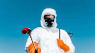 A atrazina é um herbicida empregado de forma ampla em culturas como milho, cana-de-açúcar e sorgo – depositphotos.com / IgorVetushko