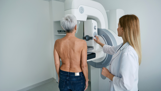 Especialistas apontam que o maior acesso à mamografia pode reduzir as taxas de mortalidade, mas ainda é necessário aprimorar a nova medida