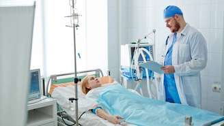 O AVC em jovens corresponde ao acidente vascular cerebral que ocorre antes dos 45 ou 50 anos, a depender do critério adotado pelos estudos – depositphotos.com / pressmaster