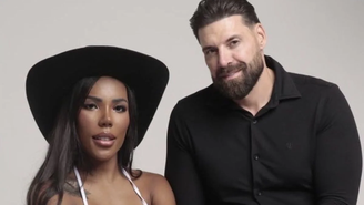 A Fazenda 17: Marido de Carol joga as coisas da ex