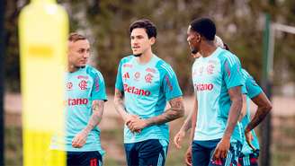 Pedro foi a grande novidade no treino do Flamengo nesta quinta