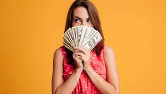 Veja quem recebe a boa onda financeira