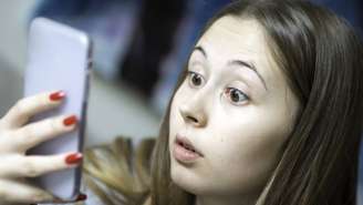 Ansiedade, depressão, cyberbullying e exposição a conteúdos nocivos estão entre as principais preocupações do governo – depositphotos.com / info.cineberg.com