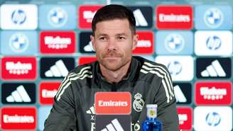 Xabi Alonso é alvo de críticas no Real Madrid –