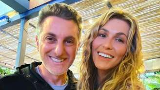 Luciano Huck e Lívia Andrade na festa de fim de ano do Domingão —