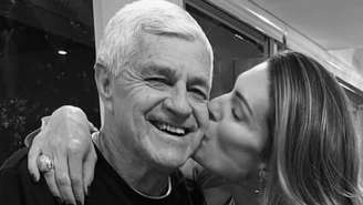 Elaine Mickely emociona a web ao anunciar a morte do pai