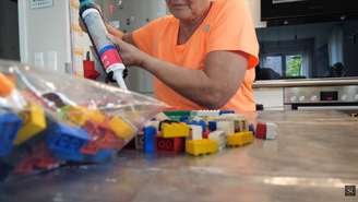 Há diversos locais que estão longe de serem considerados com acessibilidade, isso porque não possuem rampas para quem possui cadeira de rodas