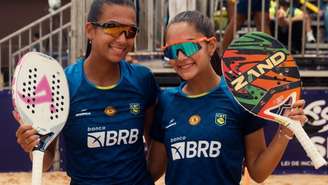 Isa Massaioli à direita e Beatriz Valério à esquerda 