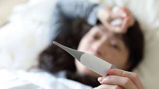 Estudo em Harvard identifica neurônios que controlam febre e torpor, com potencial para novos tratamentos médicos e aplicações futuras