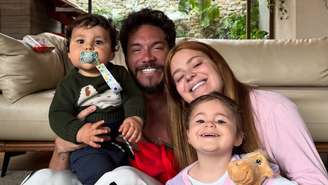 Eliezer e Viih Tube com os filhos, Lua e Ravi