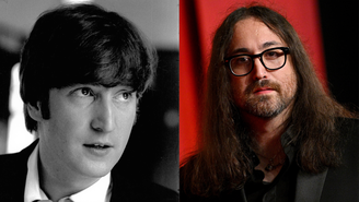John Lennon e Sean Ono Lennon (Foto: Max Scheler