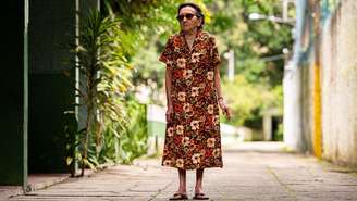 Tânia Maria em cena do filme O Agente Secreto