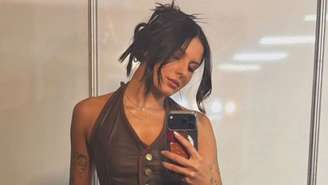 Ana Castela surge sem aliança horas após anúncio de término com Zé Felipe