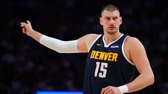 Jokic em ação pelo Denver Nuggets