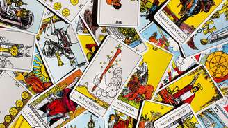 Veja o que as cartas revelam para seu signo em Janeiro