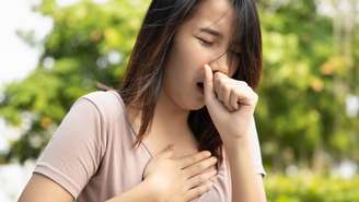 Em casos de soluço crônico, o bloqueio do nervo frênico pode interromper o ciclo de contrações involuntárias – depositphotos.com / 9nong