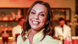 A atriz Carla Marins |