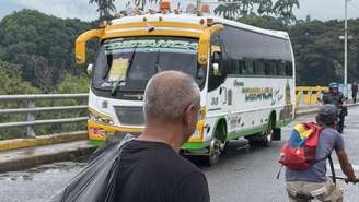 Mais de 15 mil pessoas atravessam por dia a Ponte Internacional Simon Bolivar. Em 06/01/26