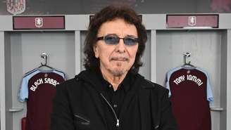 Tony Iommi, guitarrista do Black Sabbath, em 2025