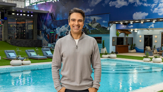 Tadeu Schmidt na casa do BBB26