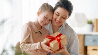 Veja como a mãe de cada signo se comporta