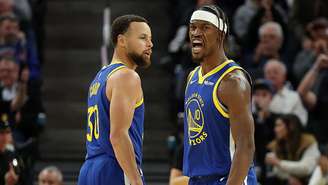 Os Warriors venceram os Knicks com show de Curry e Butler