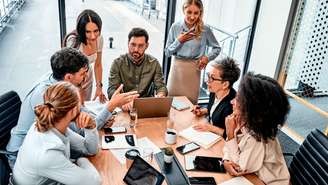 Alguns signos simplesmente não aceitam perder o comando! Conheça os quatro signos mais controladores do zodíaco.