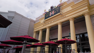 Montanha-russa Revenge of the Mummy, no parque Universal Studios Florida