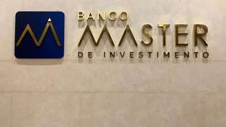 Jornalista questiona andamento do caso do Banco Master no STF