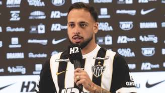 Maycon é apresentado oficialmente pelo Atlético