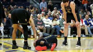 Jimmy Butler sofreu uma grave lesão no joelho direito