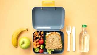 Veja como montar lancheiras saudáveis para as crianças